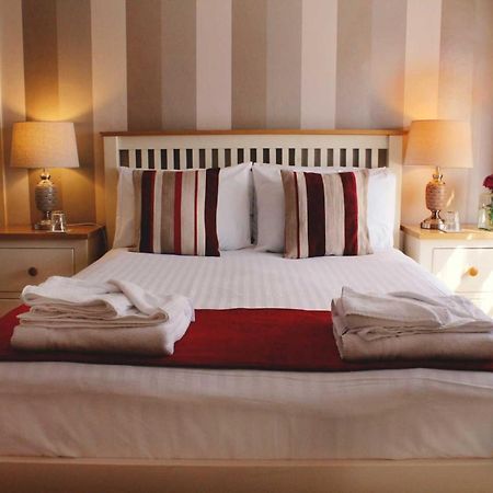 The Globe Inn Sampford Peverell Bilik gambar