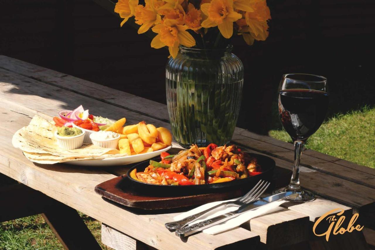 The Globe Inn Sampford Peverell Luaran gambar